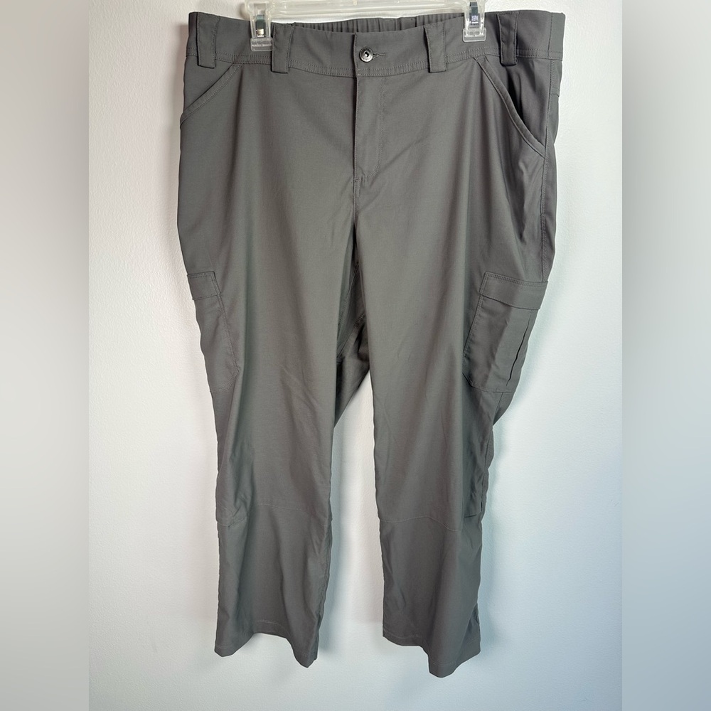 Duluth Trading Co Gray Straight Leg Nylon 8 pocket pants 18x29 - Picture 2 of 11